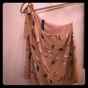 Design Lab one shoulder spring top